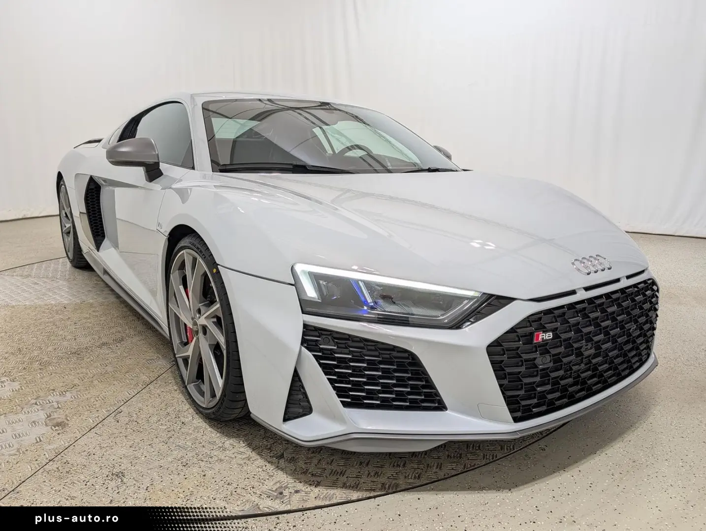 AUDI R8 Coupe 5.2 V10 quattro Performance UPE  234.6€