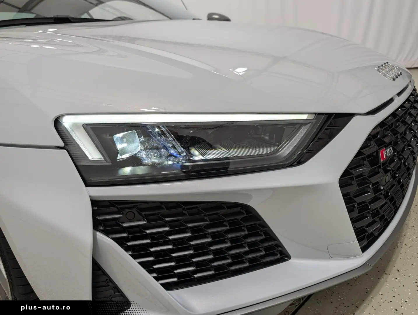 AUDI R8 Coupe 5.2 V10 quattro Performance UPE  234.6€