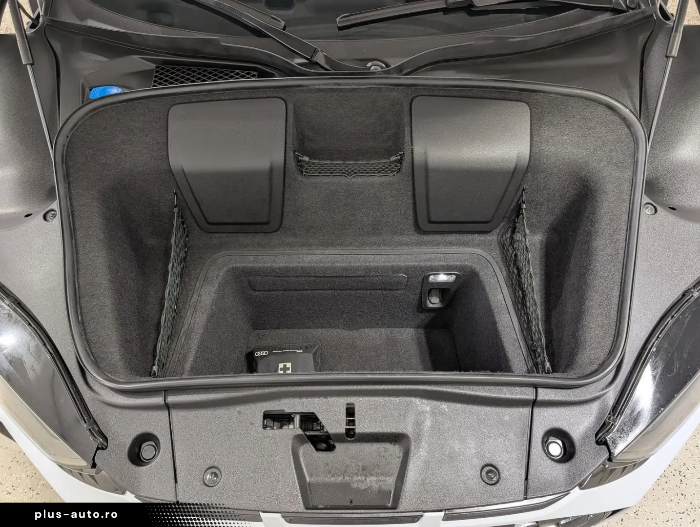 AUDI R8 Coupe 5.2 V10 quattro Performance UPE  234.6€