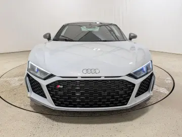 AUDI R8 Coupe 5.2 V10 quattro Performance UPE  234.6€