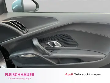 AUDI R8 Coupe performance quattro LED B&O Leder Raute