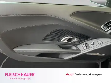 AUDI R8 Coupe performance quattro LED B&O Leder Raute