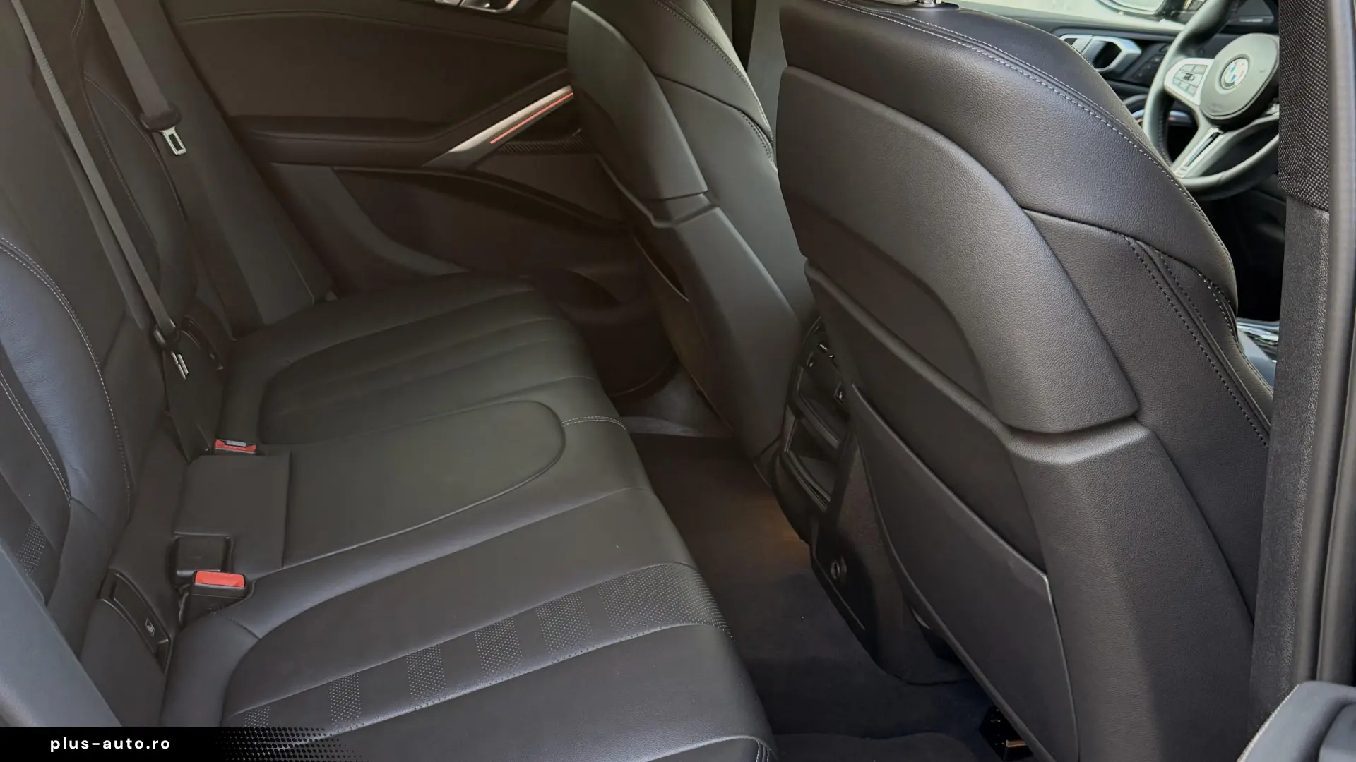 BMW X6 xDrive40i AT MHEV