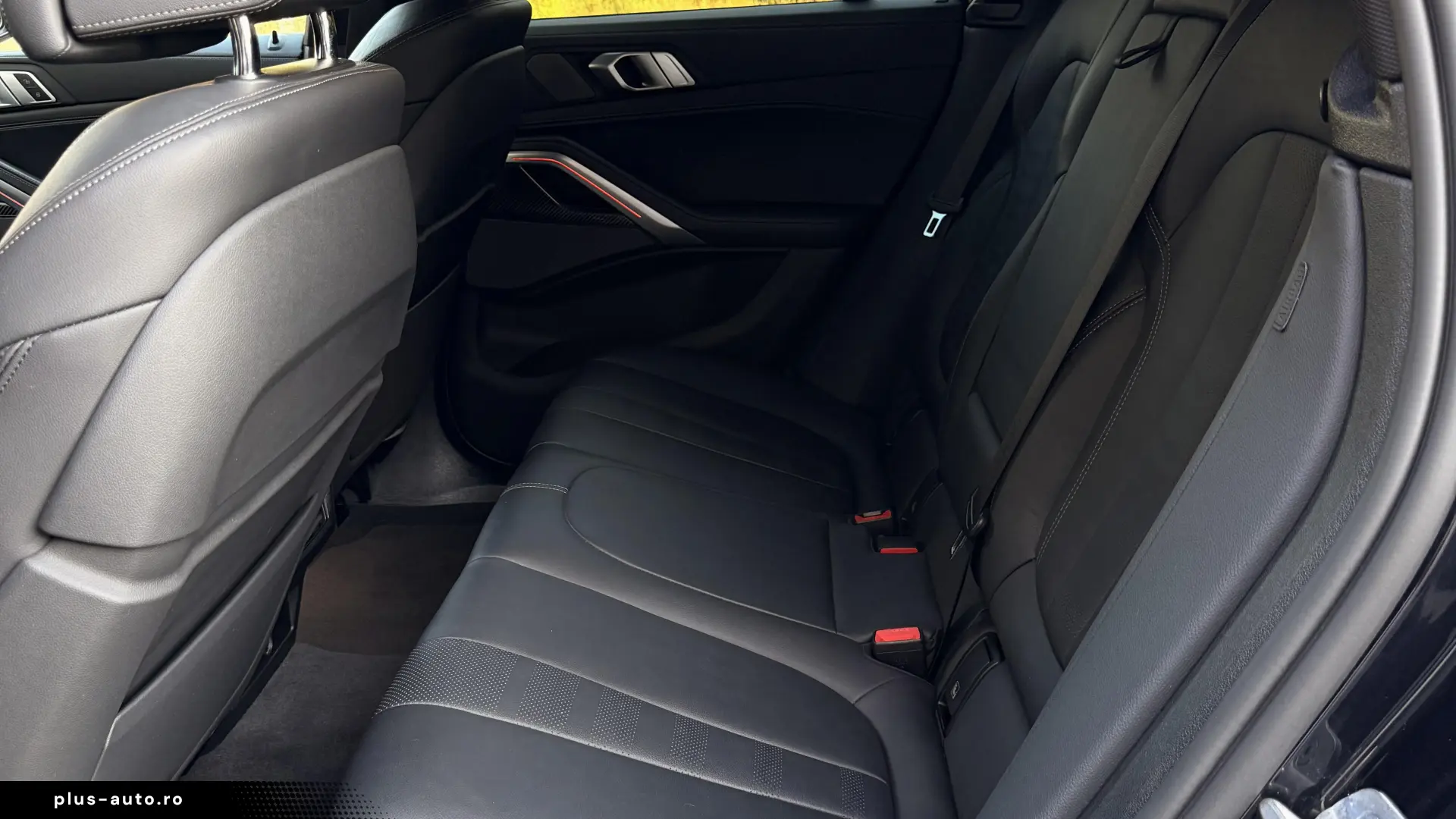 BMW X6 xDrive40i AT MHEV