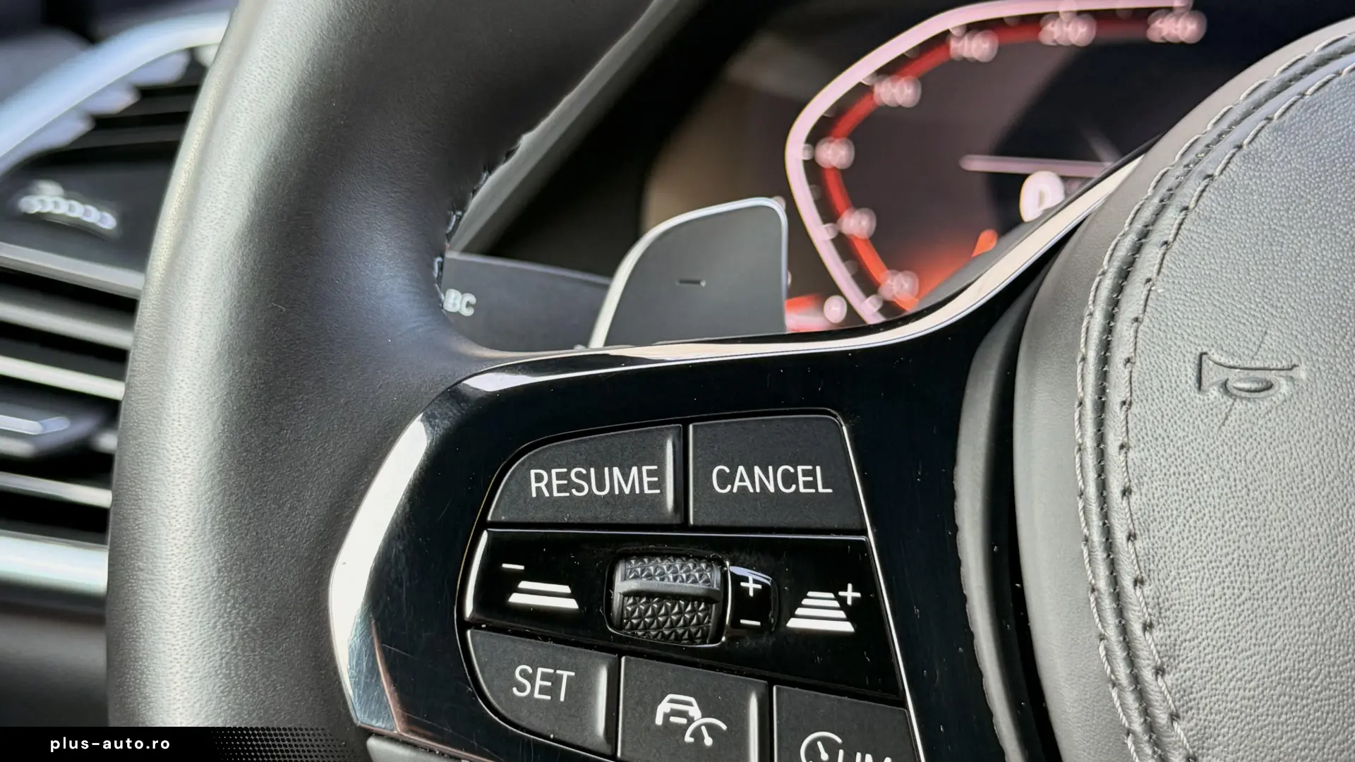 BMW X6 xDrive40i AT MHEV