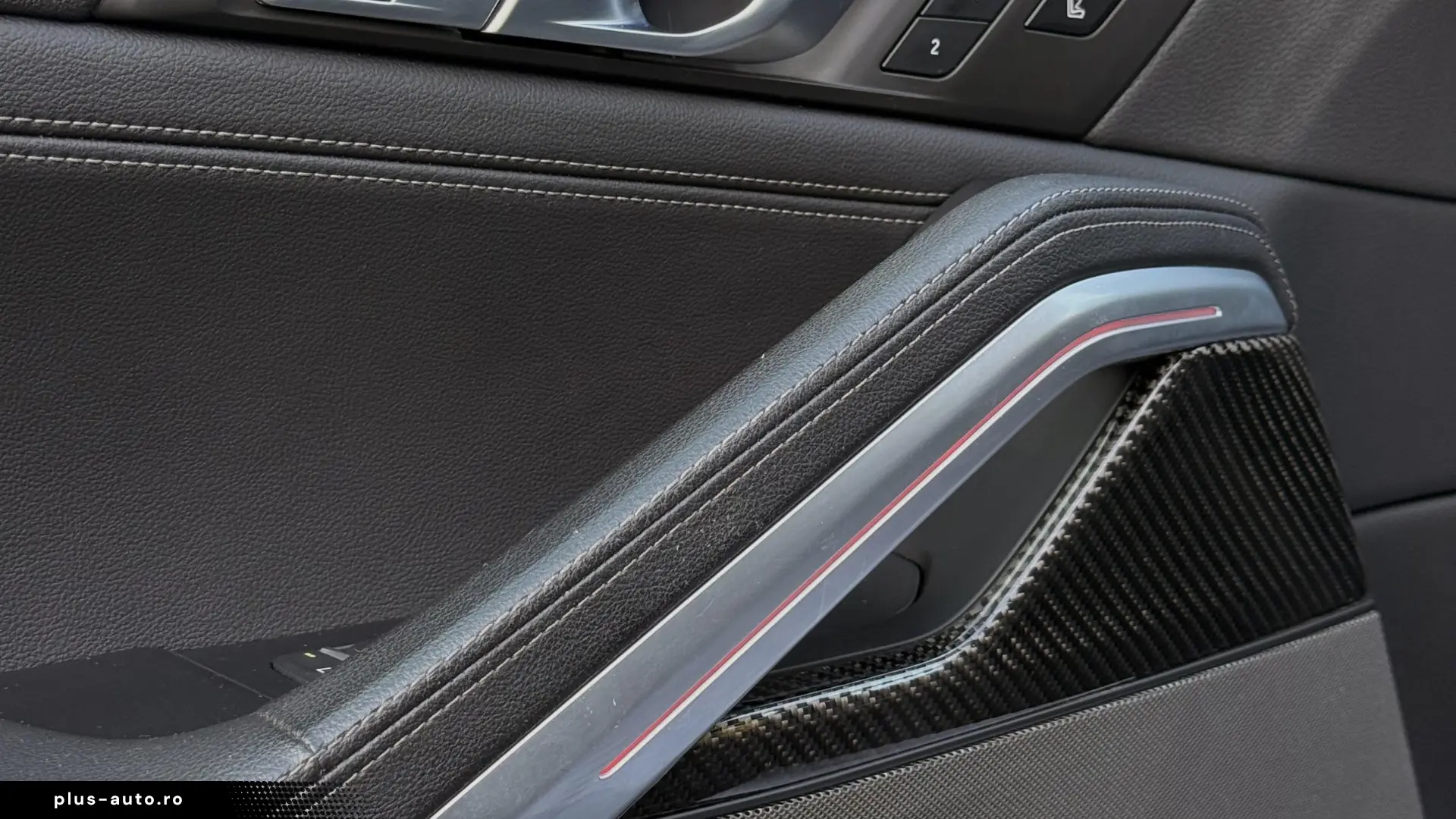 BMW X6 xDrive40i AT MHEV