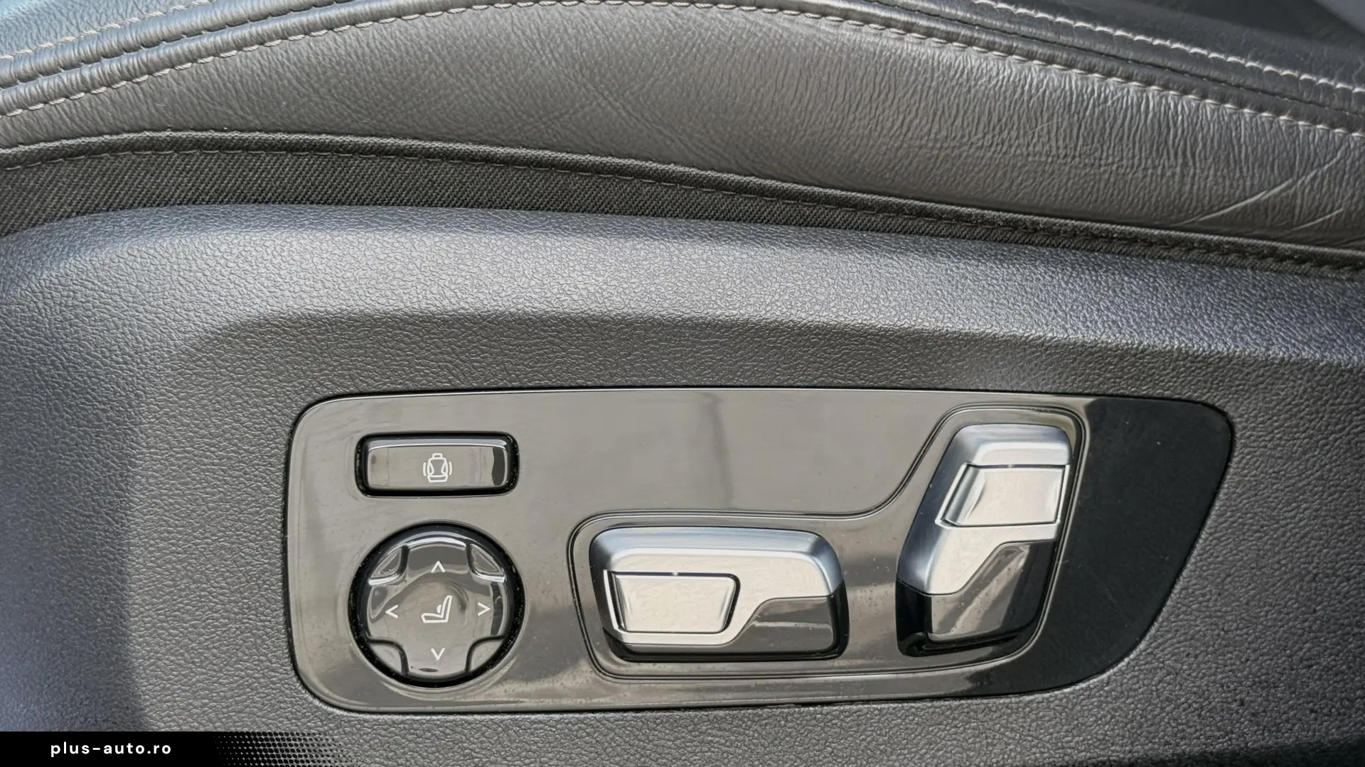 BMW X6 xDrive40i AT MHEV