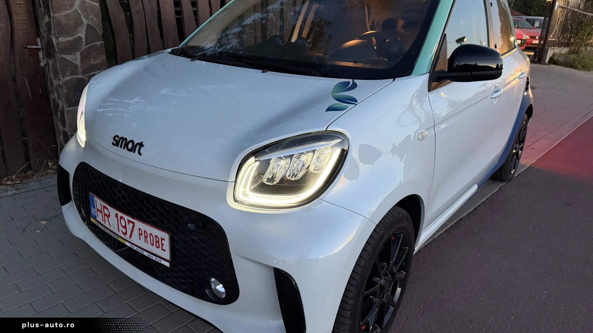 SMART FORFOUR EQ EDITION ONE LED MATRIX PANORAMIC FUL PIELE