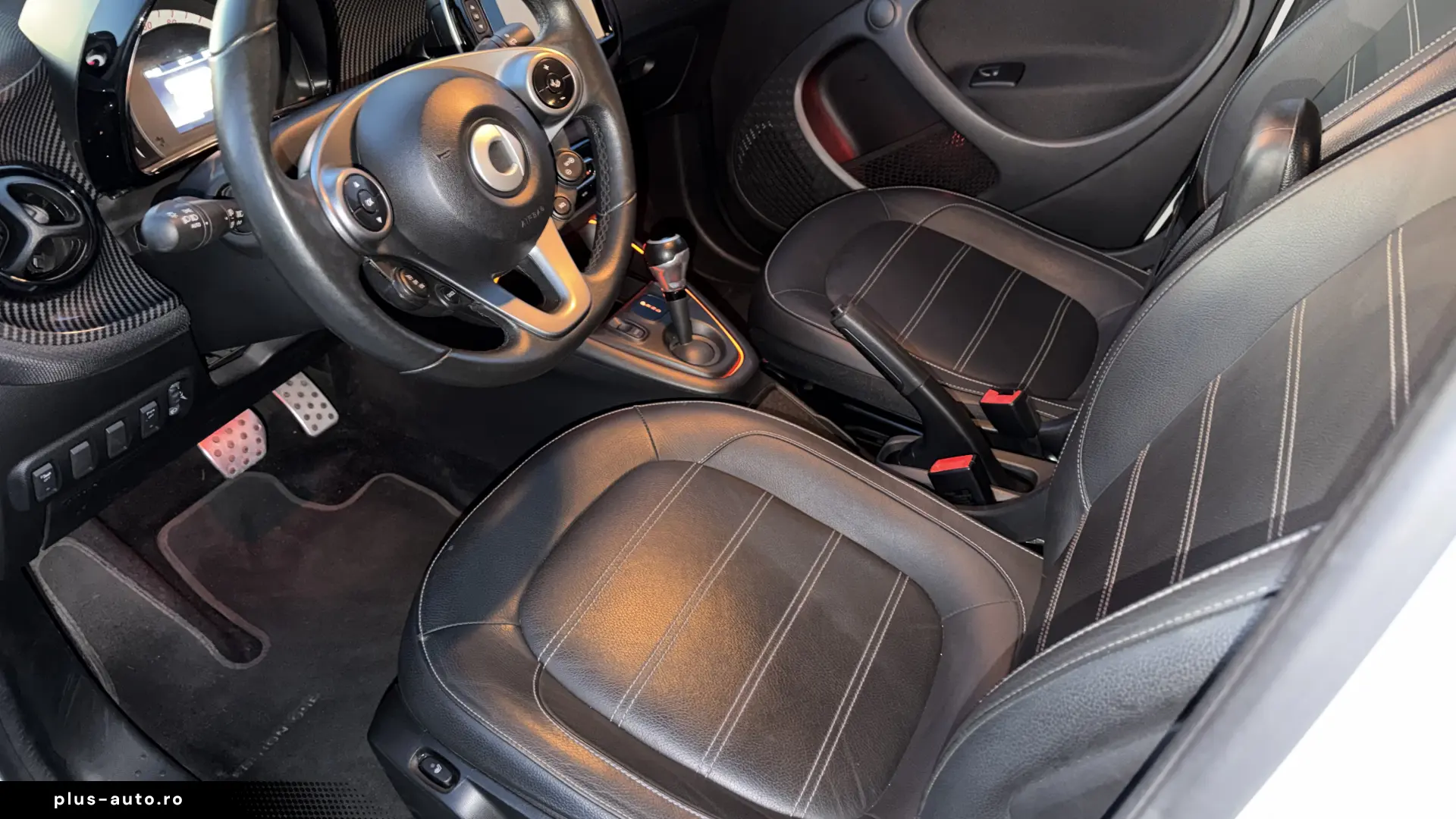 SMART FORFOUR EQ EDITION ONE LED MATRIX PANORAMIC FUL PIELE