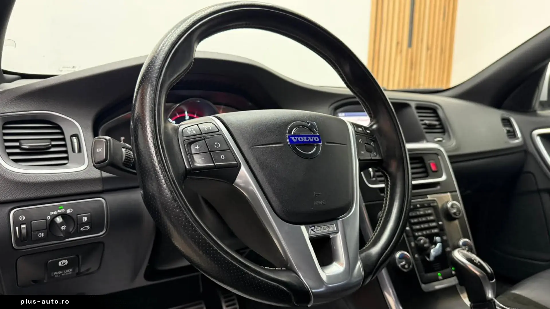Volvo S60 R-Design