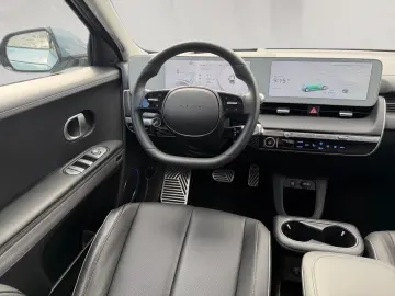 HYUNDAI IONIQ 5 UNIQ (MY23) 58 kWh 4WD Pano Bose Sitz-P.