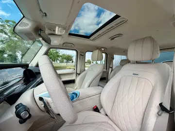 Mercedes-AMG G 63   CONFIGURAȚIE EXCLUSIVĂ Hyperblau Magno