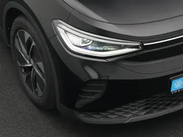 VW ID.4 Pro PANO SIDE R-KAM 19