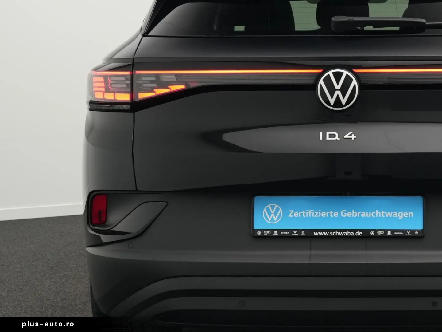 VW ID.4 Pro PANO SIDE R-KAM 19