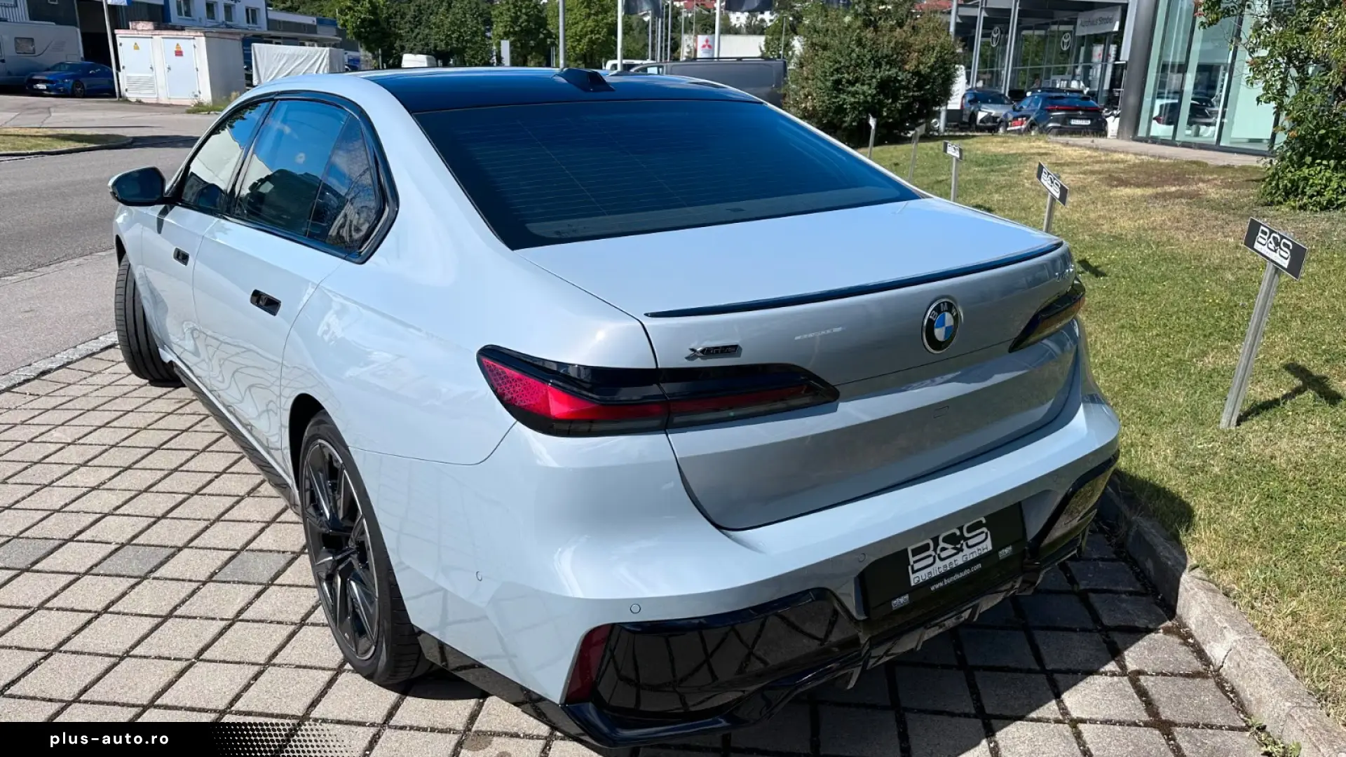 BMW 740d xDrive M Sport Pro   Executive Lounge