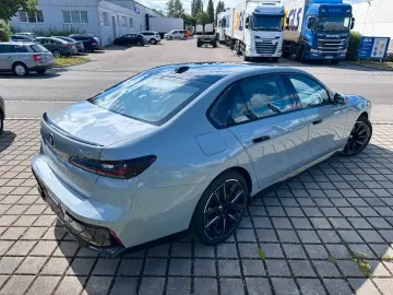 BMW 740d xDrive M Sport Pro   Executive Lounge