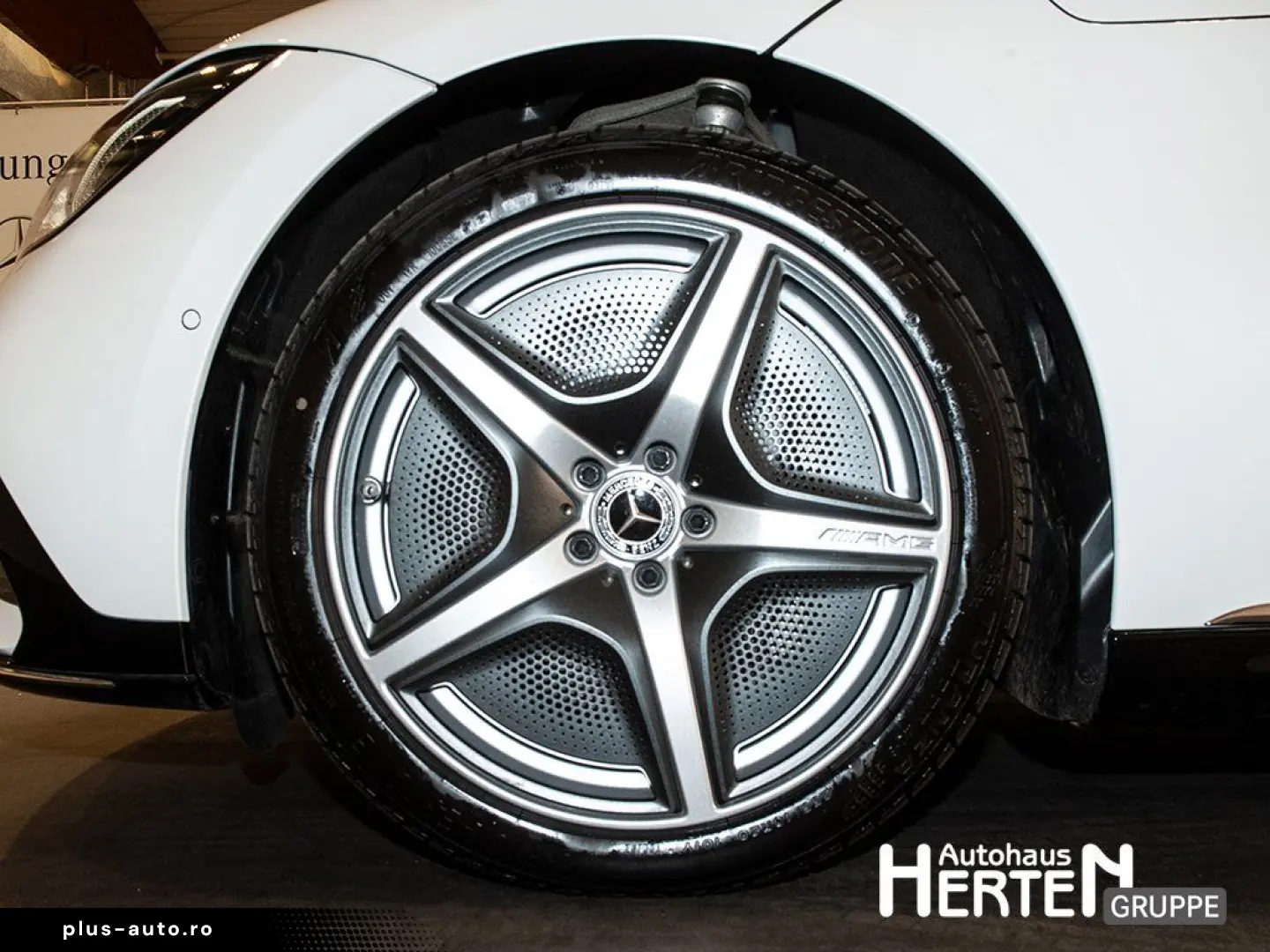 MERCEDES-BENZ EQE 300 EDITION AMG NIGHT PANO HUD 20  AHK 360