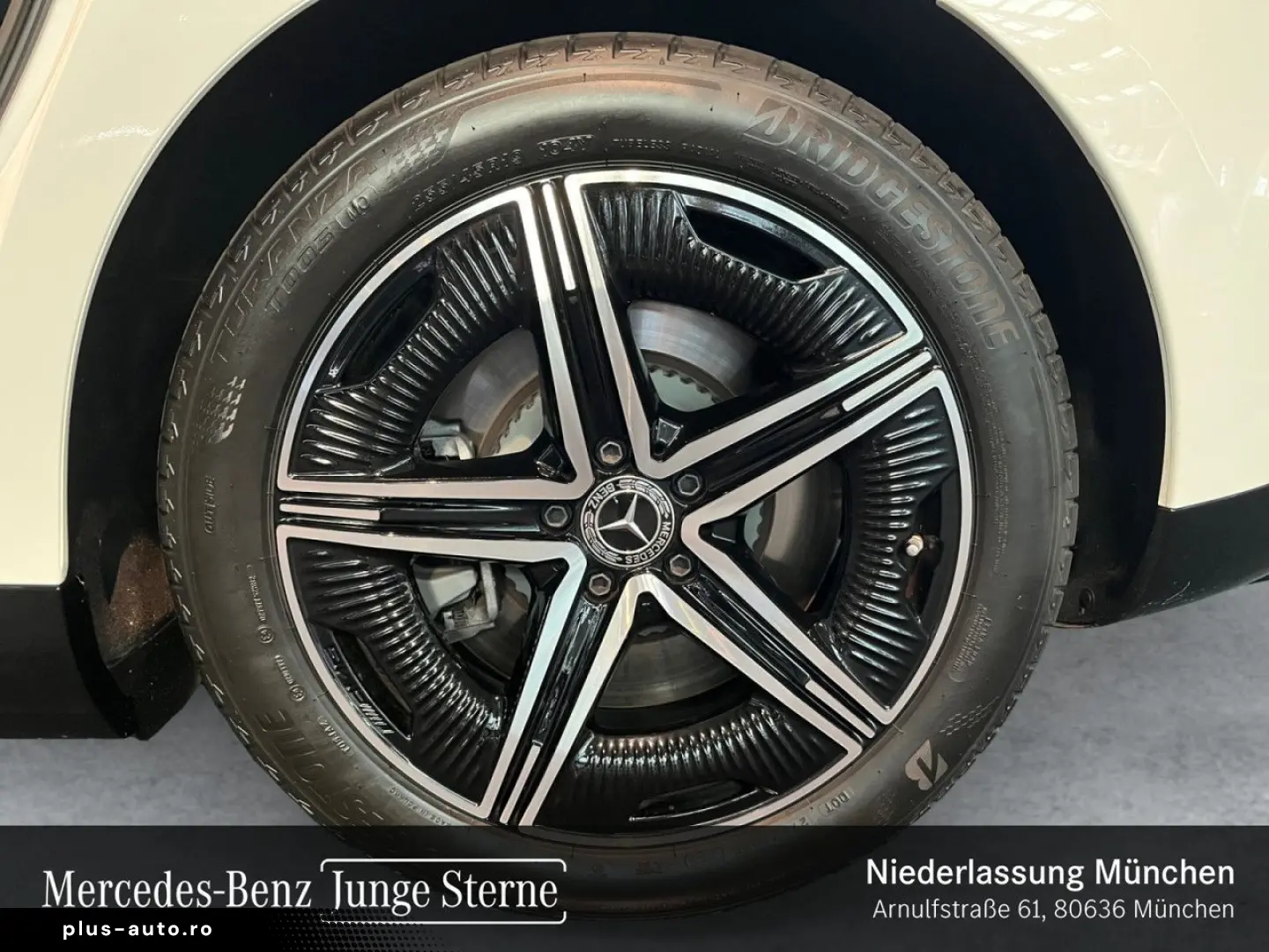 MERCEDES-BENZ EQE 300 AMG ADVANCED PLUS NIGHT DISTR  19 TOTW