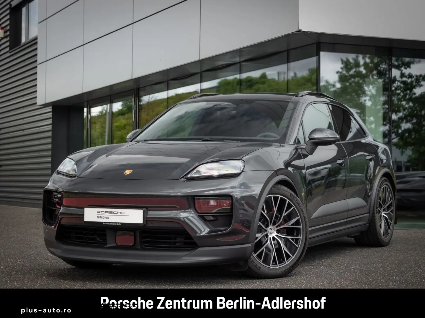 PORSCHE Macan 4 Surround-View Luftfederung PASM 1.Hand