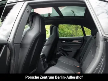 PORSCHE Macan 4 Surround-View Luftfederung PASM 1.Hand