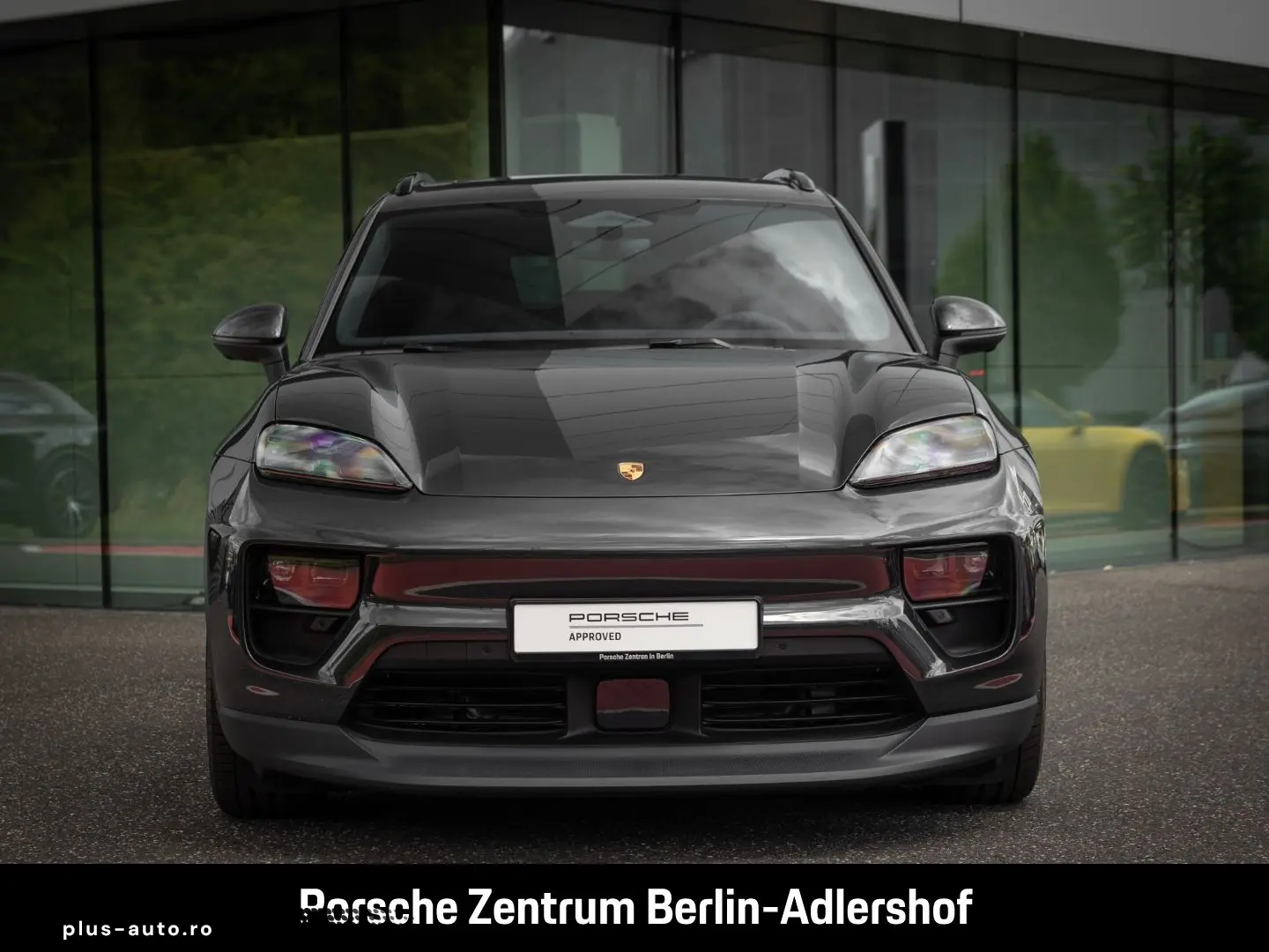 PORSCHE Macan 4 Surround-View Luftfederung PASM 1.Hand