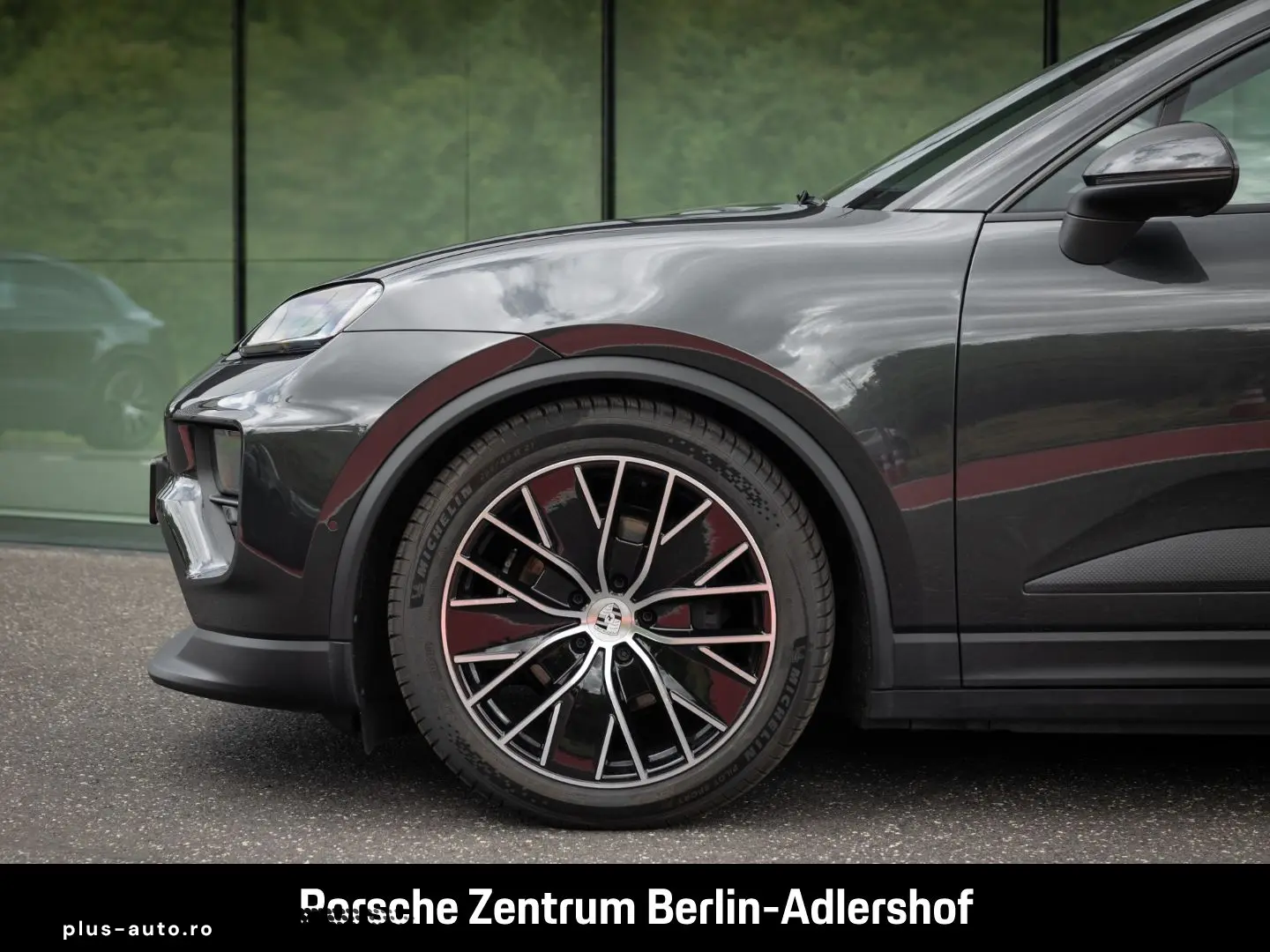 PORSCHE Macan 4 Surround-View Luftfederung PASM 1.Hand