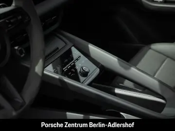PORSCHE Macan 4 Surround-View Luftfederung PASM 1.Hand