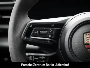 PORSCHE Macan 4 Surround-View Luftfederung PASM 1.Hand