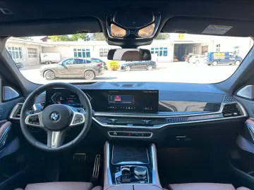 BMW X6 xDrive40d M Sport Pro   B&W • Pano • 360  • HUD