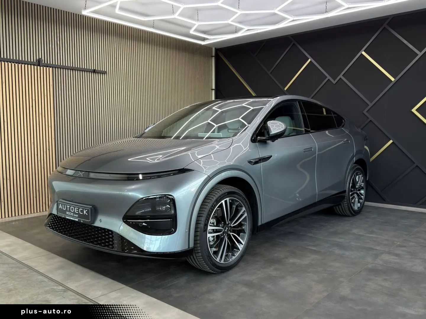 XPENG G6 AHK Pano 360Kamera Vollleder