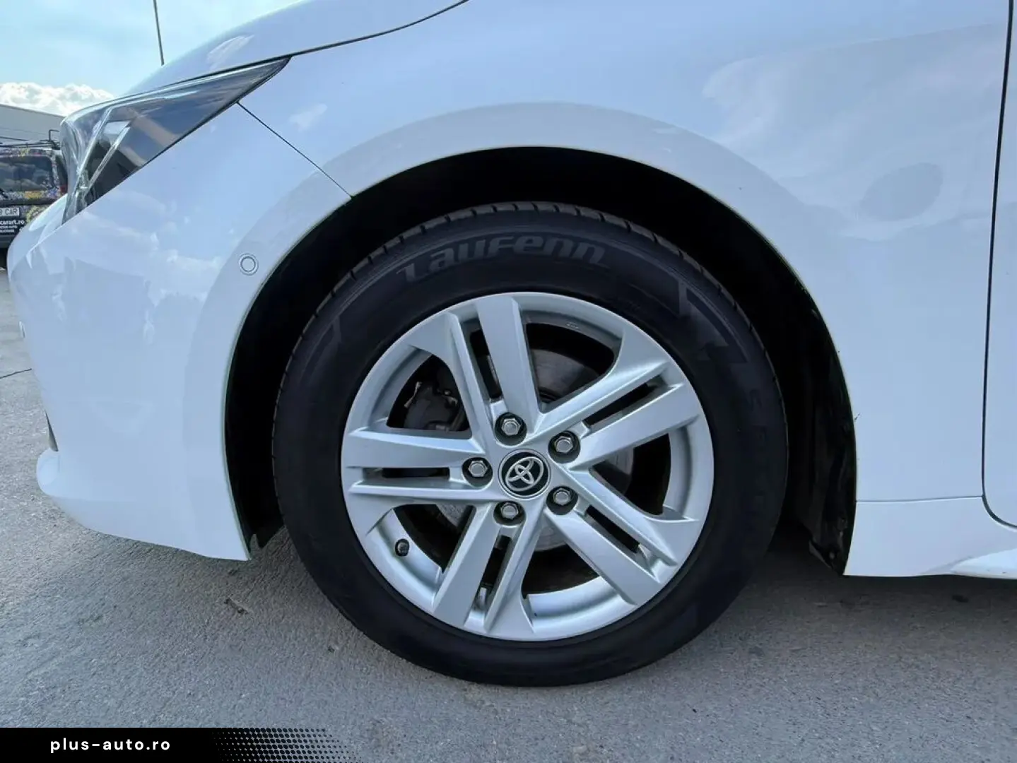 Toyota Corolla Touring Sports 1.8 Hybrid Dynamic Hsd Ts E-CV