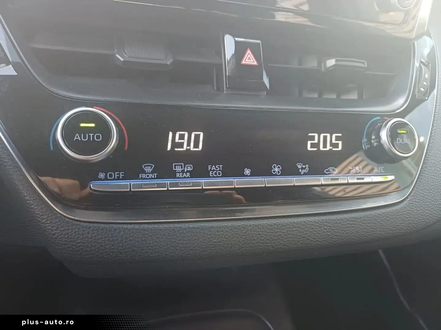 Toyota Corolla Ts 1.8 hybrid 122cp e-CVT Eco