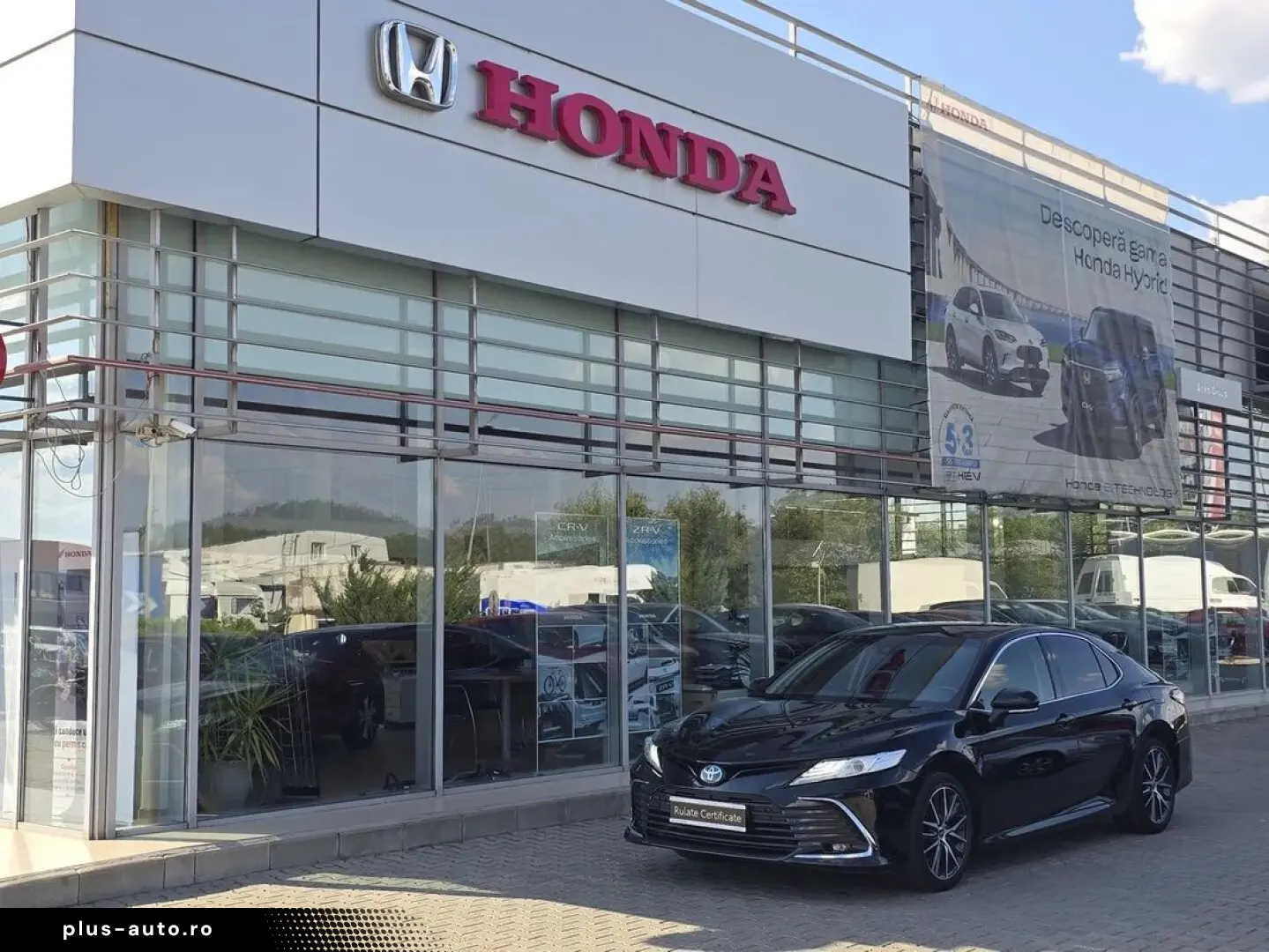 Toyota Camry 2.5 Hybrid 218 Cp