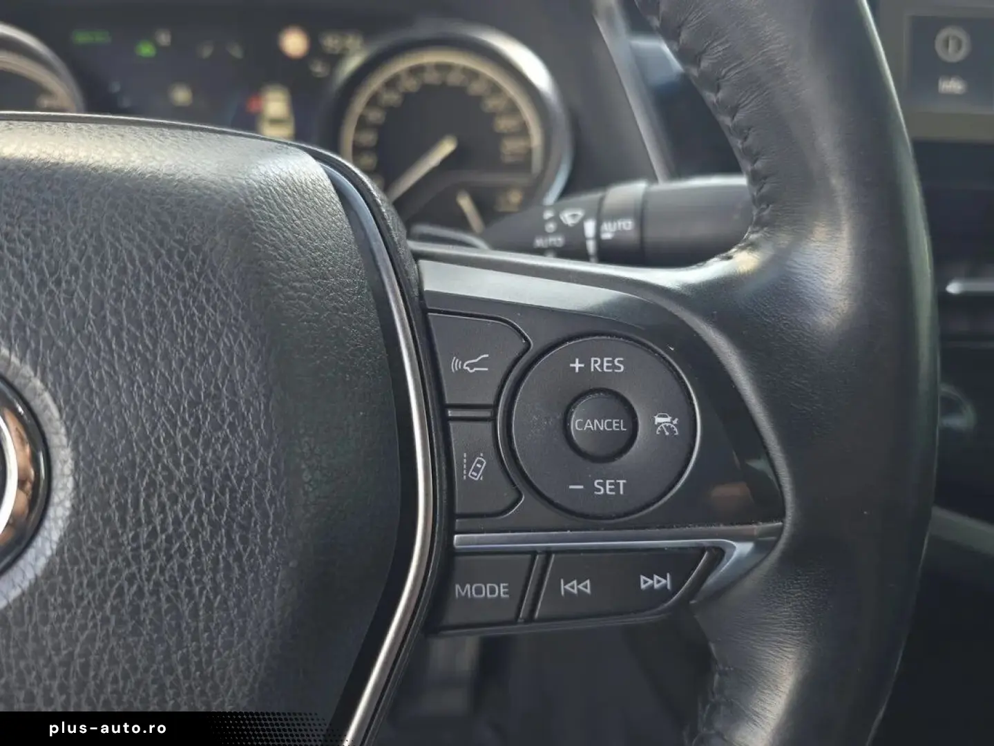 Toyota Camry 2.5 Hybrid 218 Cp
