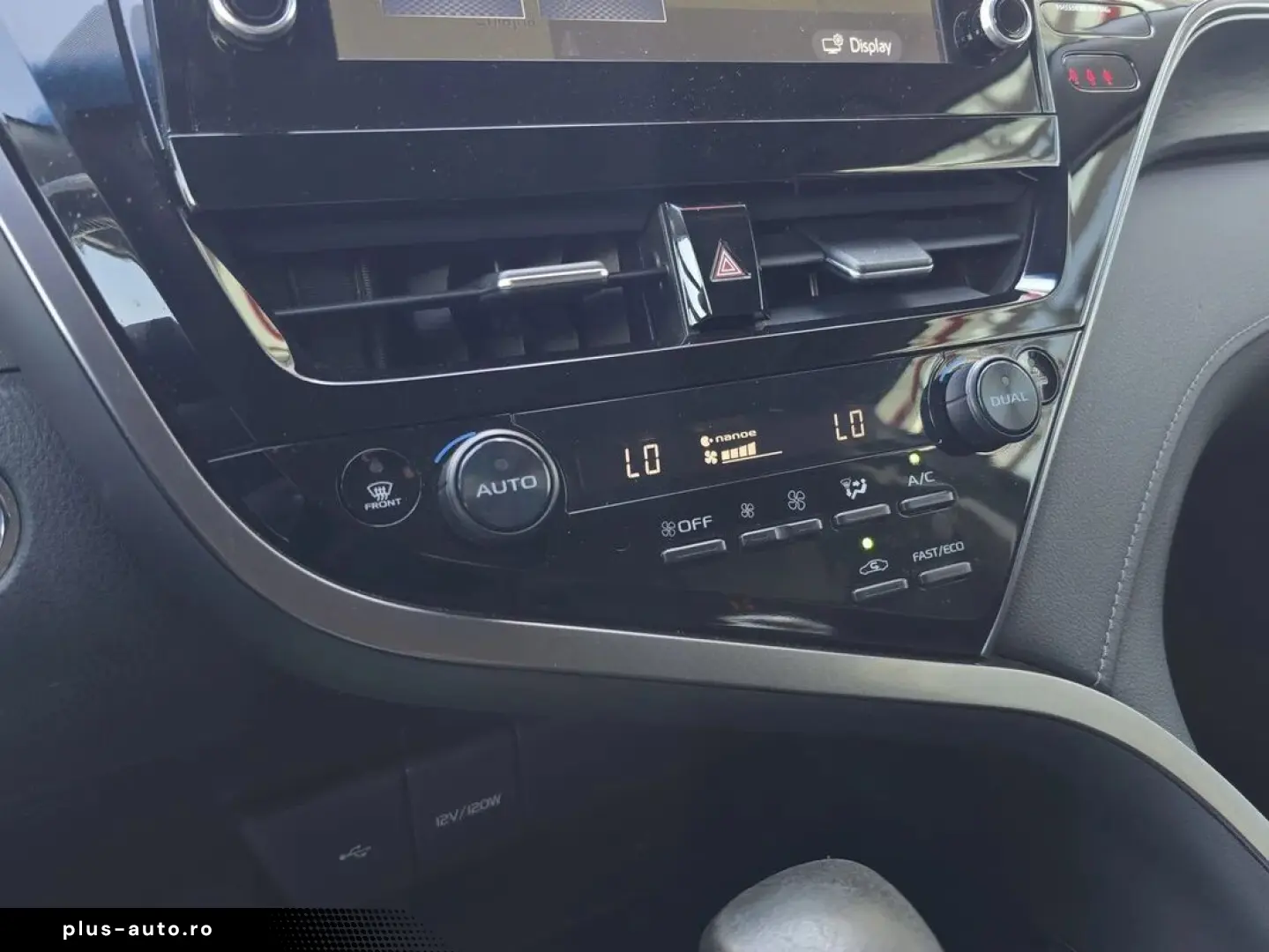 Toyota Camry 2.5 Hybrid 218 Cp