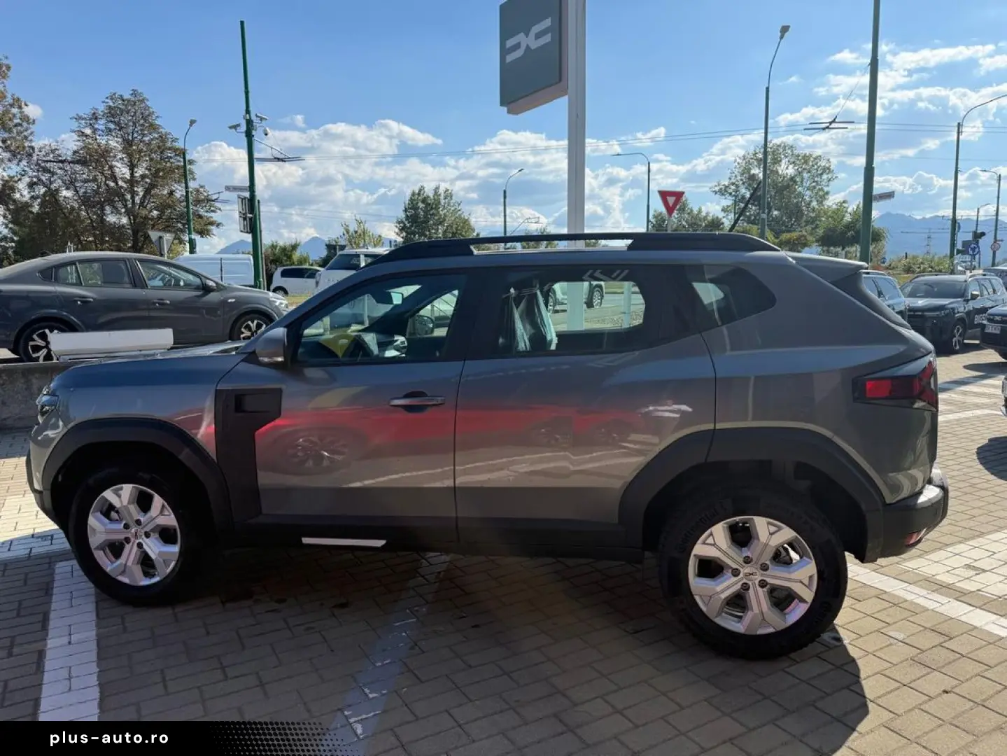 Dacia Duster 4x4 TRIBRID
