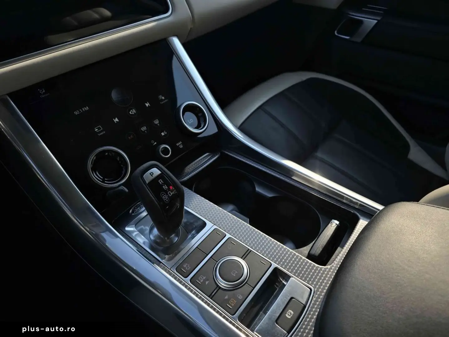 Land-Rover Range-Rover-Sport