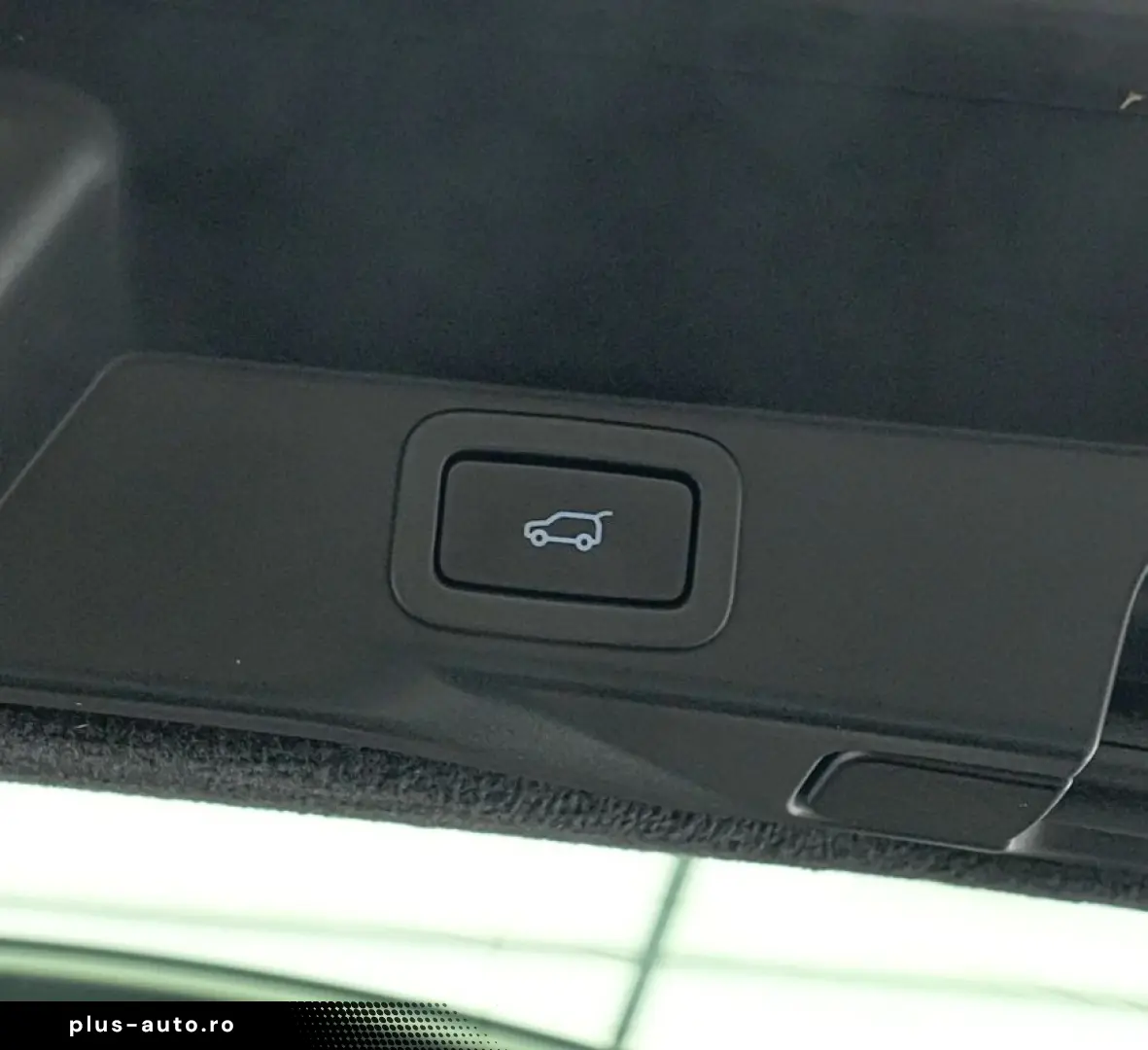 Land-Rover Range-Rover-Sport