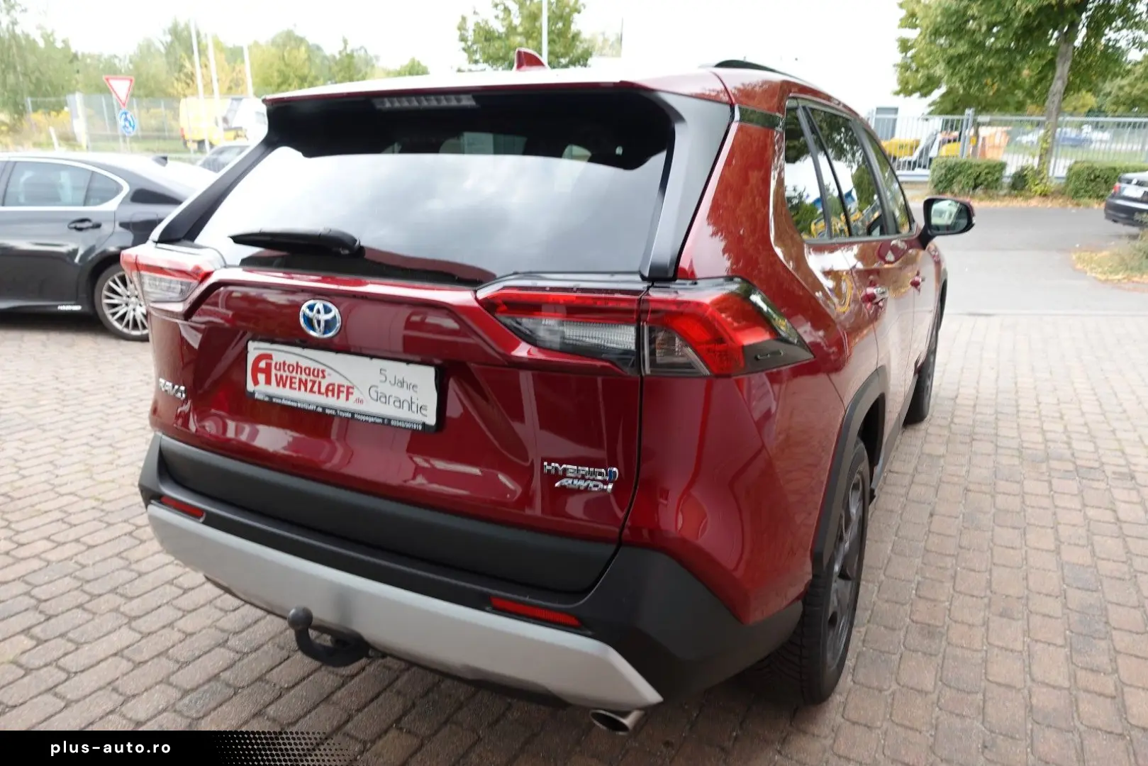 TOYOTA RAV 4 2.5 Hybrid Lounge Allrad 5J Garantie