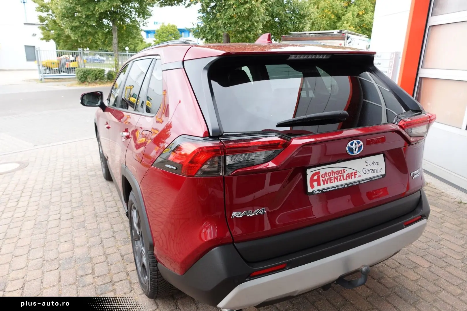 TOYOTA RAV 4 2.5 Hybrid Lounge Allrad 5J Garantie