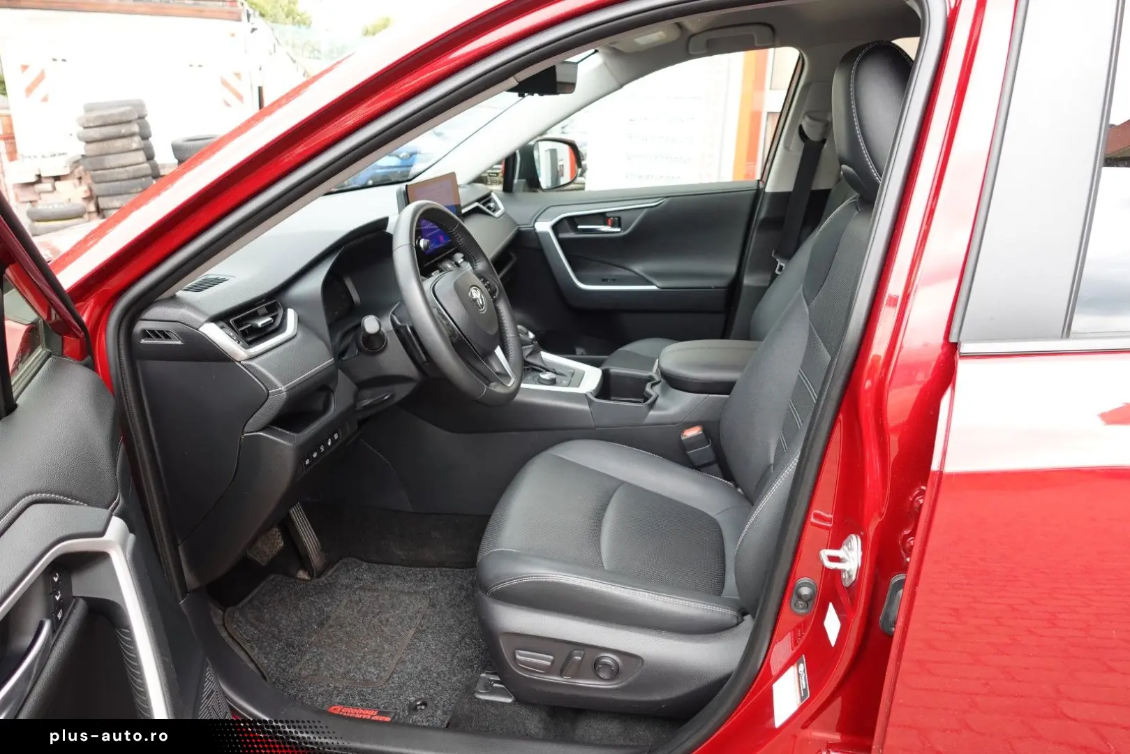 TOYOTA RAV 4 2.5 Hybrid Lounge Allrad 5J Garantie