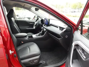 TOYOTA RAV 4 2.5 Hybrid Lounge Allrad 5J Garantie