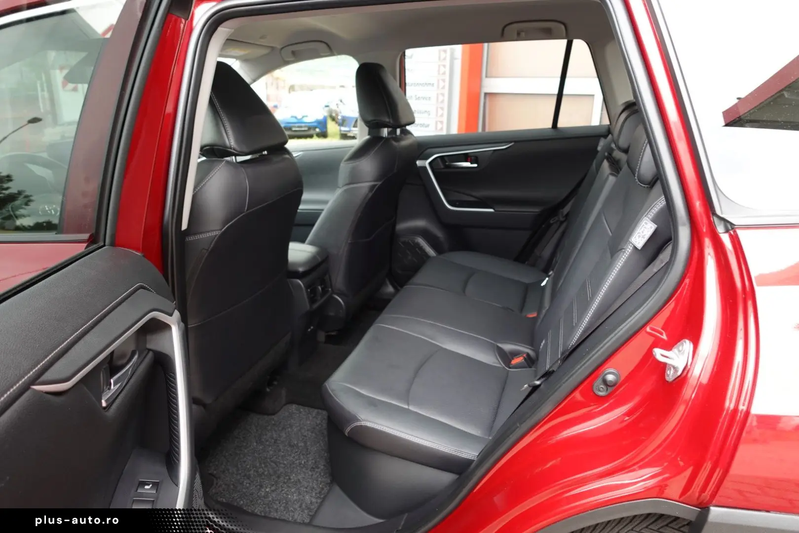 TOYOTA RAV 4 2.5 Hybrid Lounge Allrad 5J Garantie