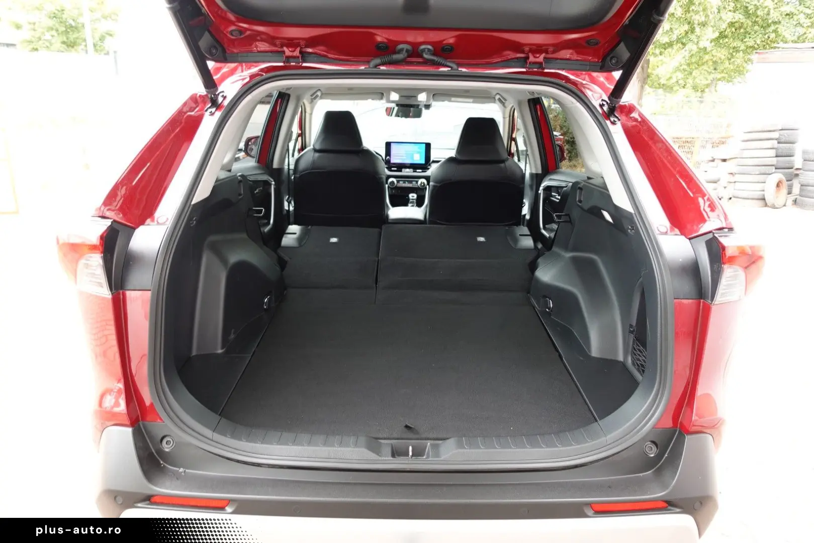 TOYOTA RAV 4 2.5 Hybrid Lounge Allrad 5J Garantie