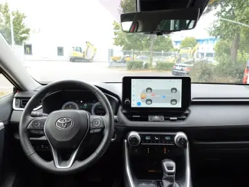 TOYOTA RAV 4 2.5 Hybrid Lounge Allrad 5J Garantie