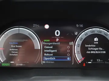 TOYOTA RAV 4 2.5 Hybrid Lounge Allrad 5J Garantie