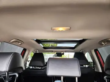 TOYOTA RAV 4 2.5 4x4 Hybrid Lounge AHK abnehmbar