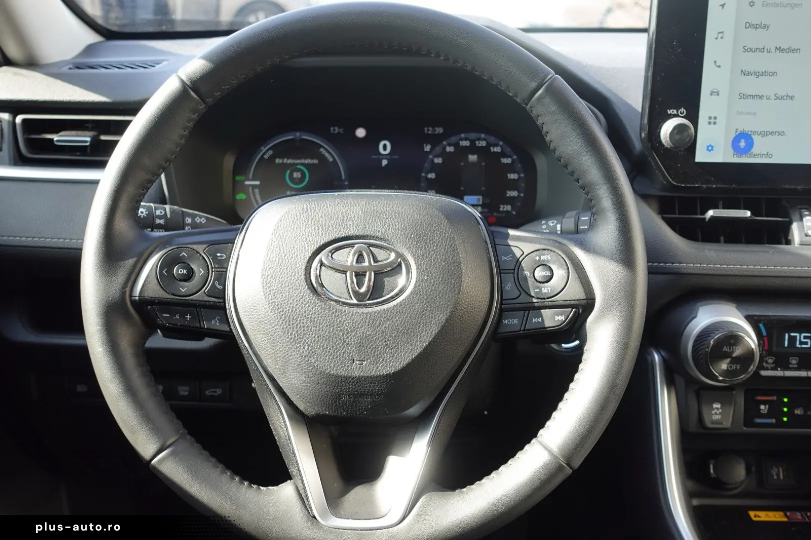TOYOTA RAV 4 2.5 Hybrid Lounge Allrad 5J Garantie