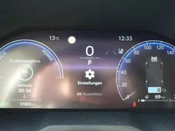 TOYOTA RAV 4 2.5 Hybrid Lounge Allrad 5J Garantie