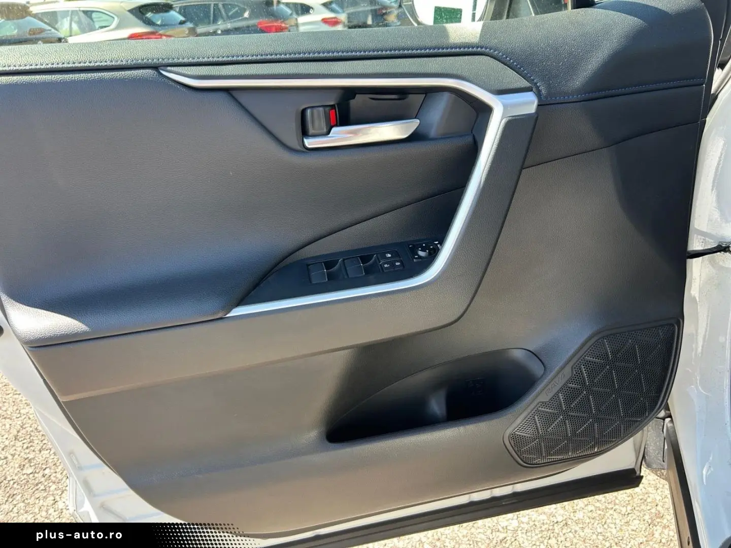 TOYOTA RAV 4 Hybrid 4x4 Style Selection Navi Soundsyste